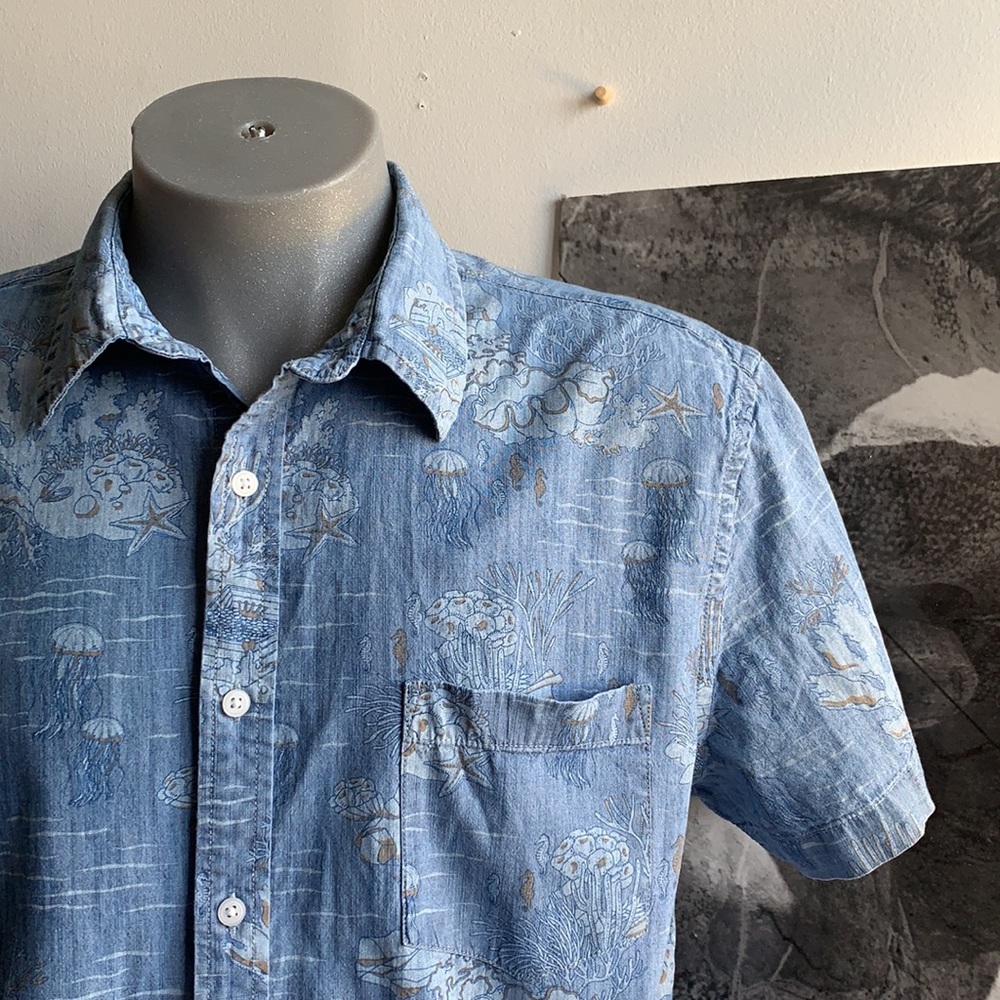 Ocean Print Blue Cotton Shirt XL Fish and Treasure .
